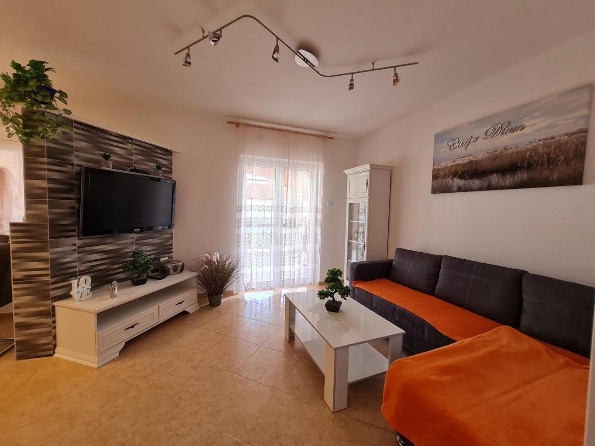 Apartman Joki Novi Vinodolski Eksteriør billede