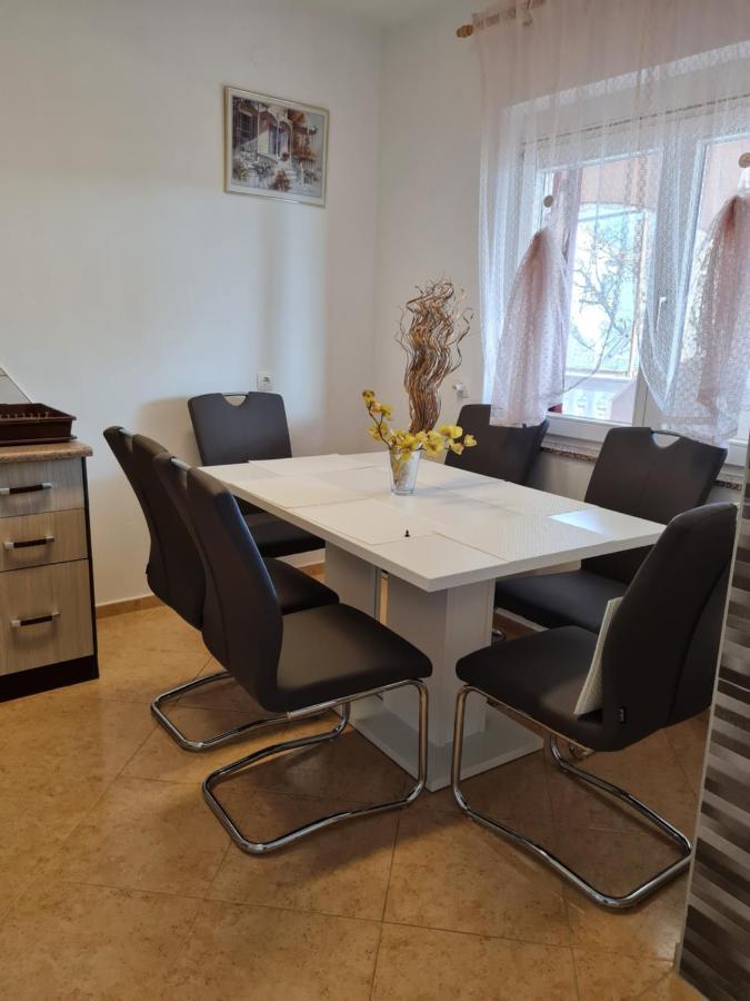Apartman Joki Novi Vinodolski Eksteriør billede
